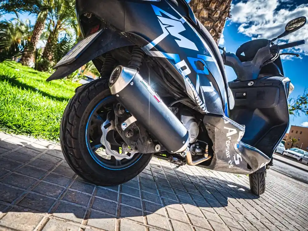 GPR Endschalldämpfer Piaggio Mp 3 250 i.e. 2006/10 EC-Approv. slip-on exhaust Evo4 Road Ausverkauf