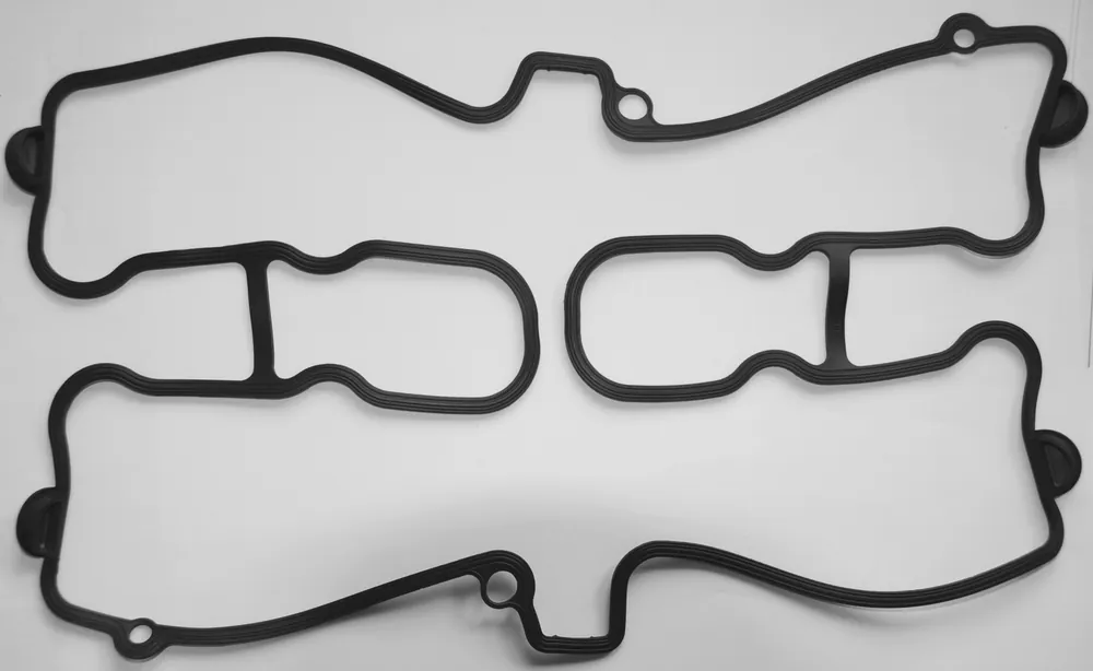 Versand Am Gleichen Tag Suzuki GSX750 E+ES Ventildeckel - Dichtung